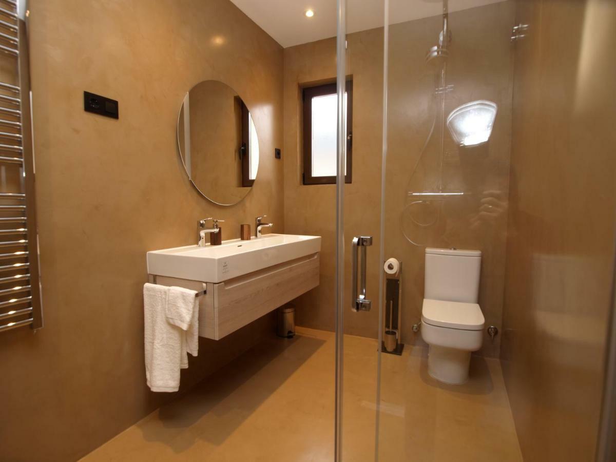 Apartamentos M.Bell Leon Ngoại thất bức ảnh