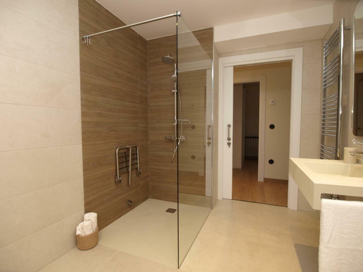 Apartamentos M.Bell Leon Ngoại thất bức ảnh