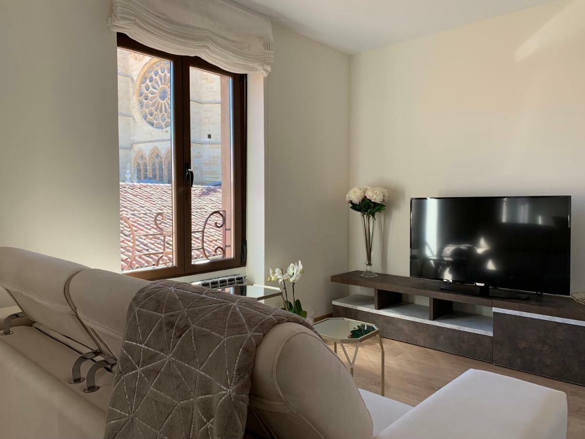 Apartamentos M.Bell Leon Ngoại thất bức ảnh